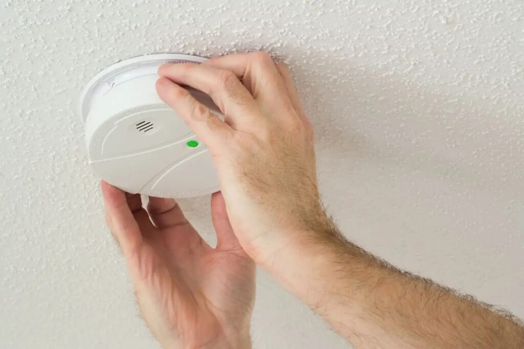 Understanding the Blinking Green Light on Smoke Detectors An Insightful Guide